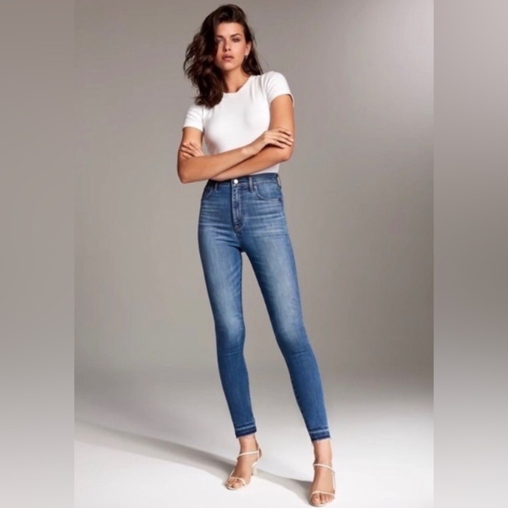 Denim Forum Lola High Rise Crop